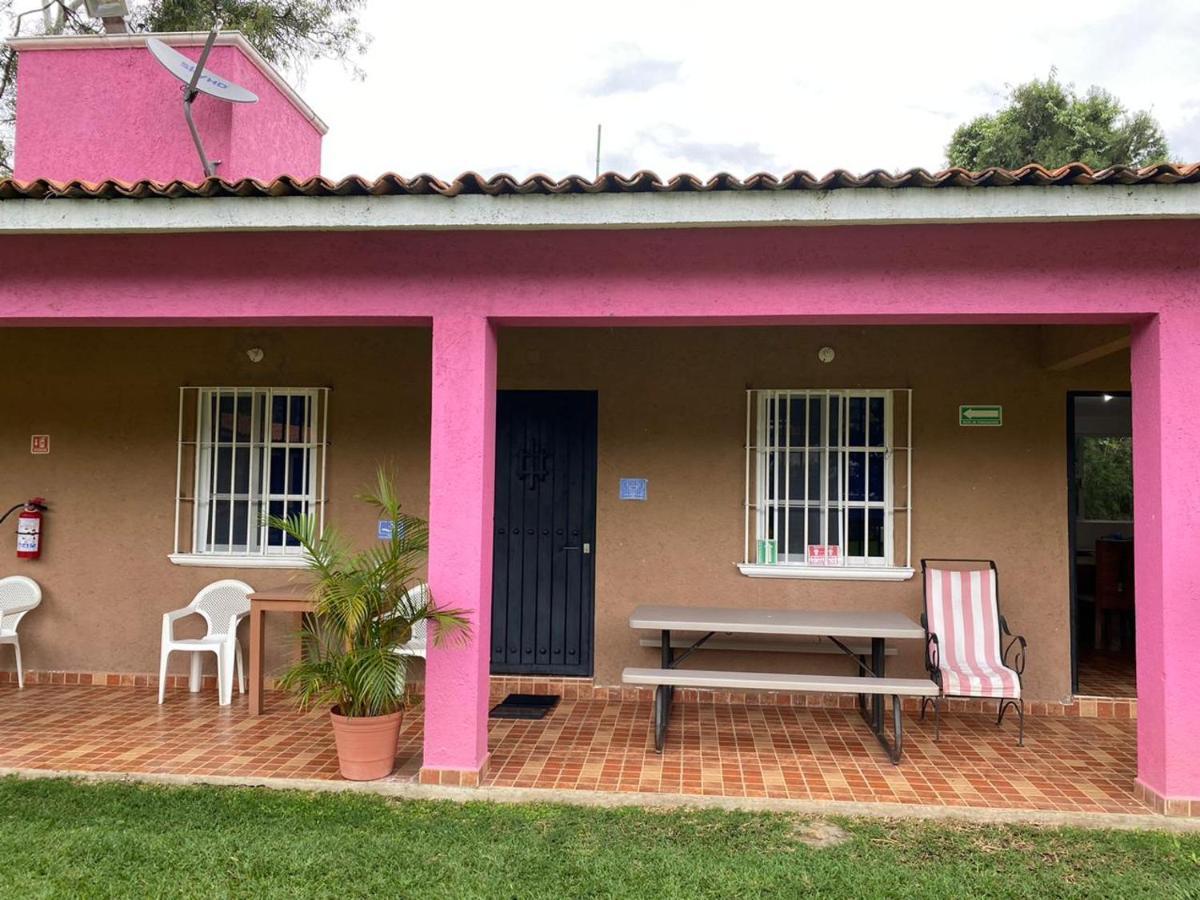 Hostal Villa Quieta Tepoztlán Exteriör bild