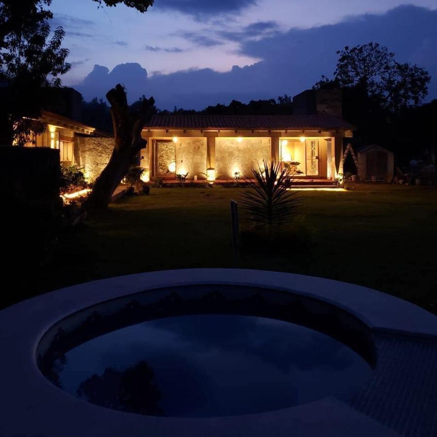 Hostal Villa Quieta Tepoztlán Exteriör bild